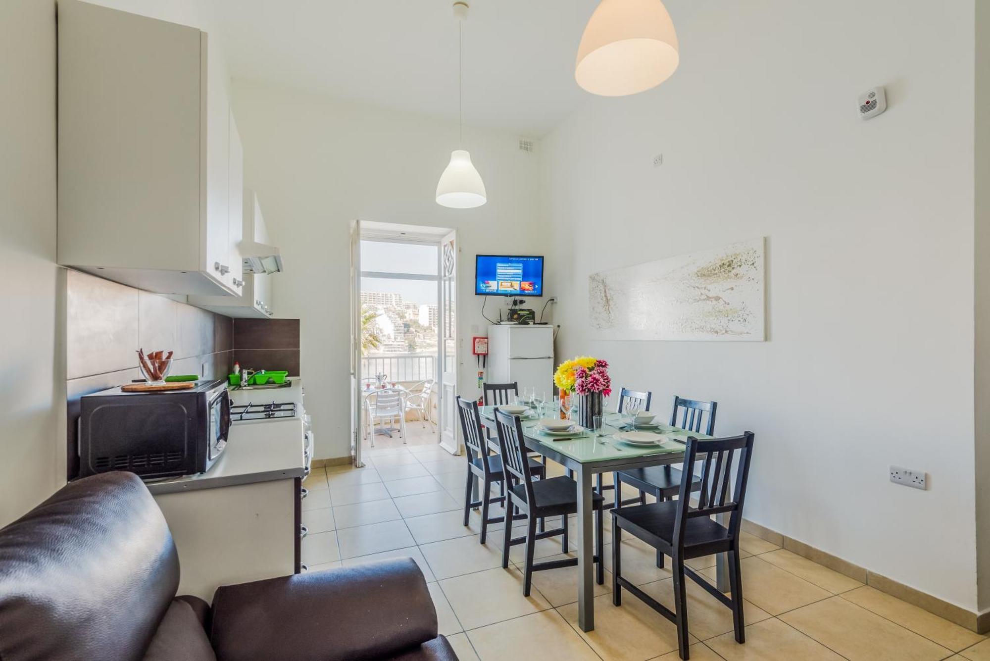 Blue Harbour 2 Bedroom Seafront Apartments With Stunning Seaviews - By Getawaysmalta Bahía de San Pablo Exterior foto